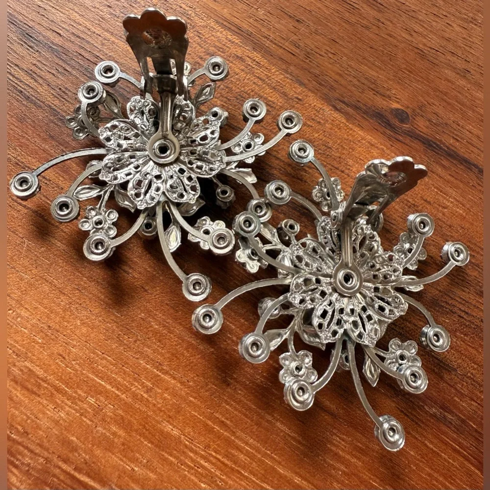 VTG Elegant Blue and Silver Floral Earrings Flower Rhinestone Large